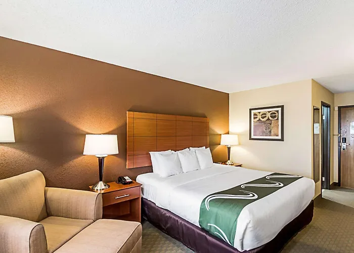 Quality Inn Sheboygan North I-43